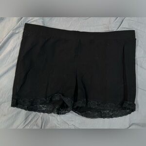 Elegant Black Lace Trim Sleep Shorts